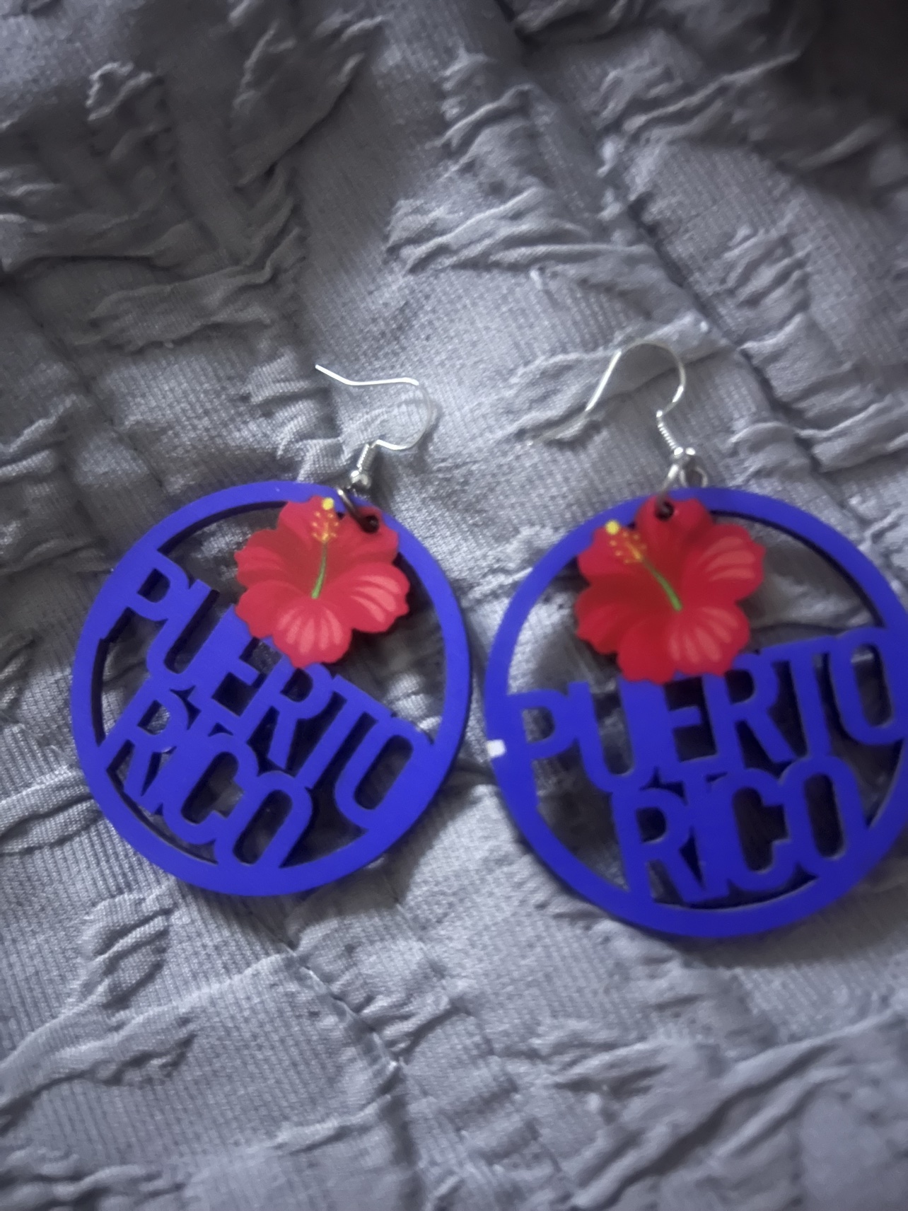 Diseño 07: aretes de Puerto Rico y amapola